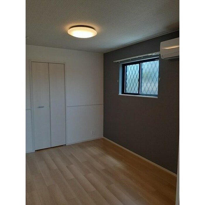 物件内観写真12　(居室)