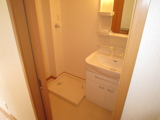 物件内観写真6　(洗面)