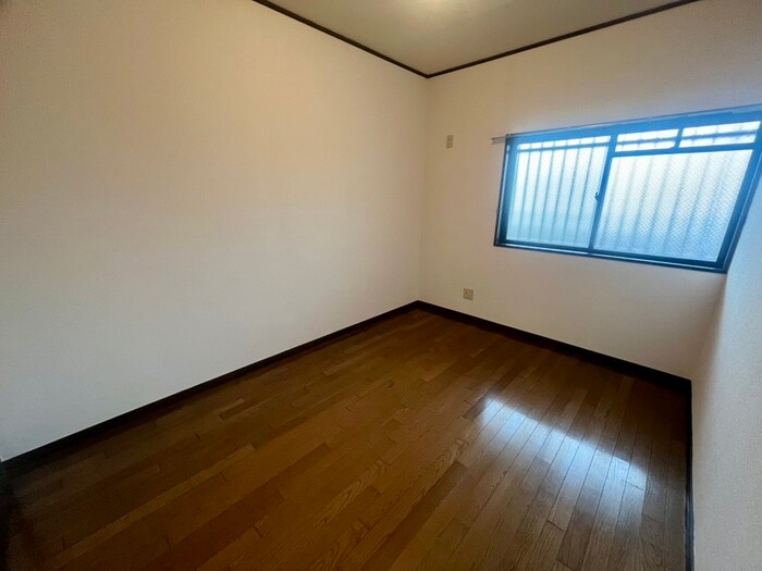 物件内観写真11　(居室)