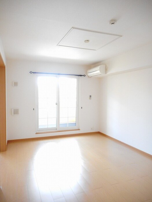 物件内観写真6　(居室)