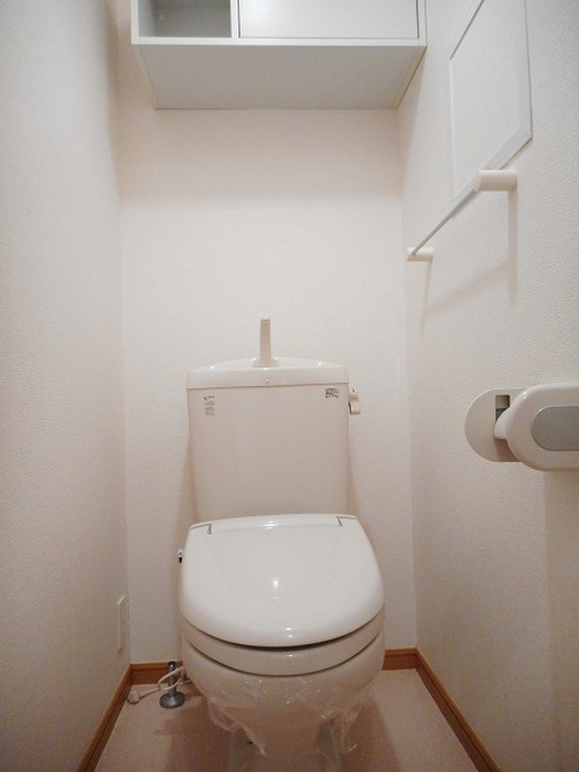 物件内観写真9　(トイレ)