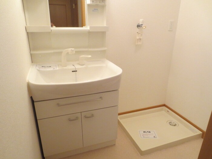 物件内観写真12　(洗面)