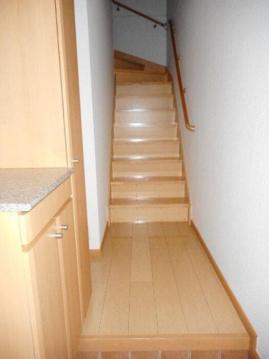 物件内観写真19　(玄関)