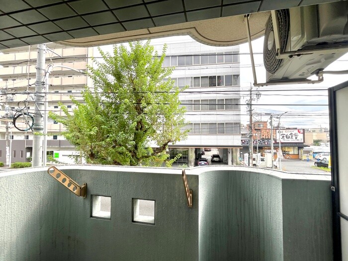 物件内観写真21　(室内からの展望)