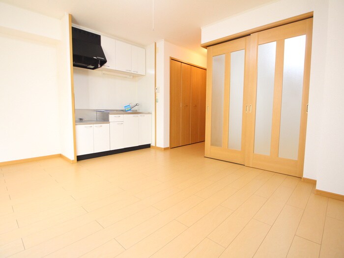 物件内観写真8　(居室)