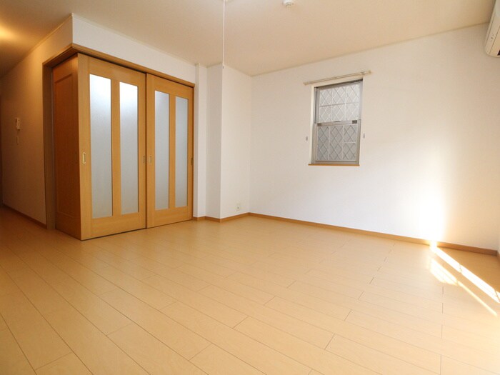 物件内観写真22　(居室)