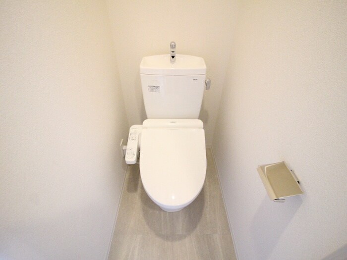 物件内観写真11　(トイレ)