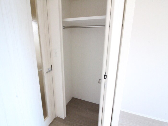 物件内観写真12　(収納)