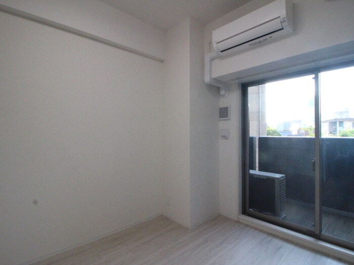 物件内観写真15　(居室)