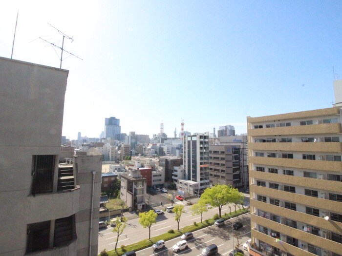 物件内観写真16　(室内からの展望)