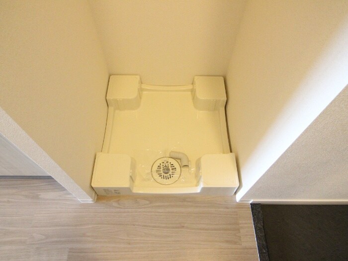 物件内観写真20　(洗濯機置場)