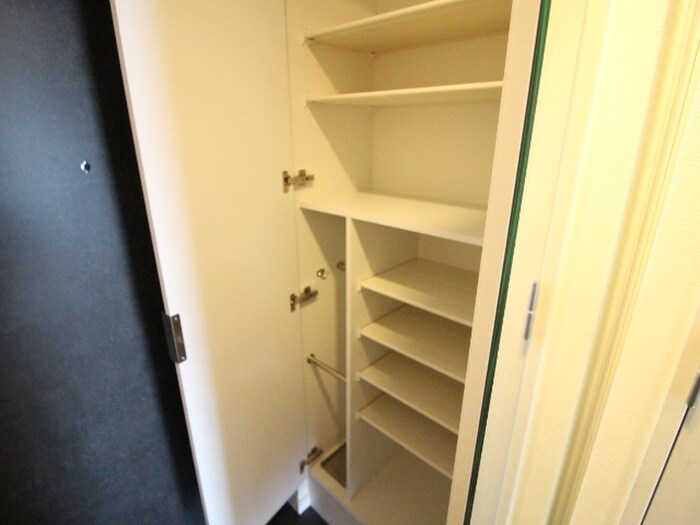 物件内観写真22　(靴箱)