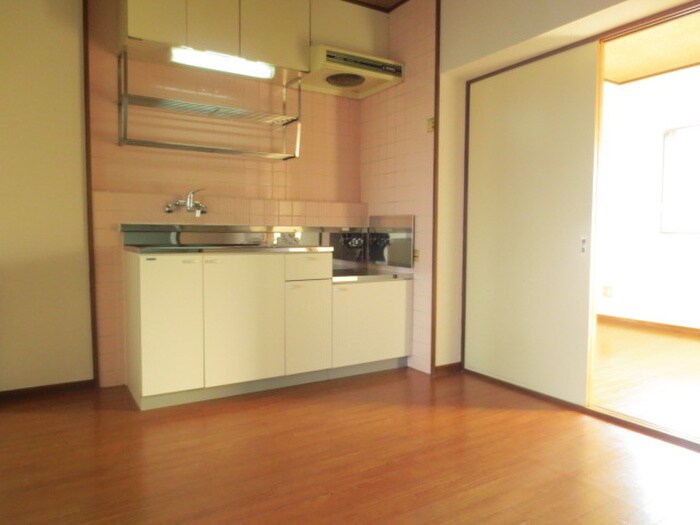 物件内観写真10　(居室)