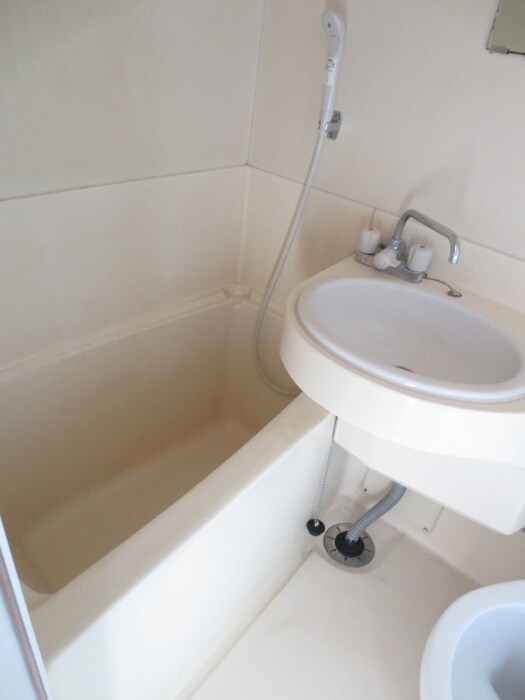 物件内観写真9　(玄関)