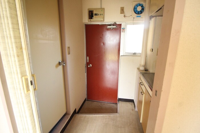 物件内観写真12　(廊下)