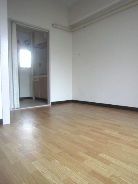 物件内観写真12　(居室)