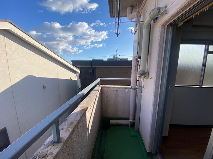 物件内観写真15　(洗濯機置場)