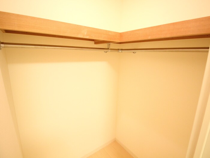 物件内観写真15　(収納)