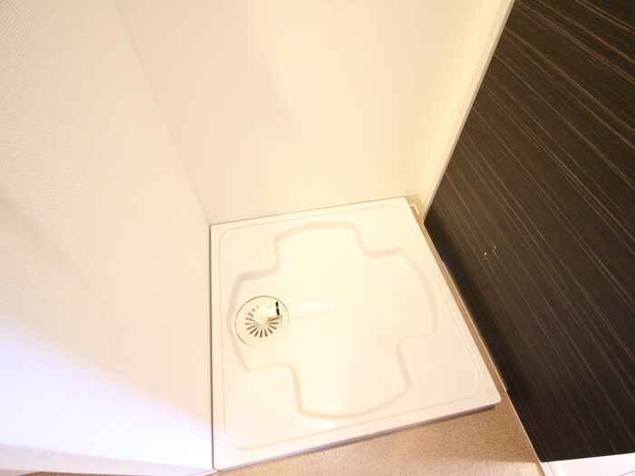 物件内観写真20　(洗濯機置場)