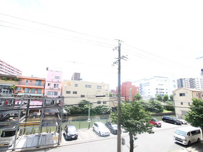 物件内観写真22　(室内からの展望)