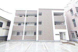 ウエストウイングV外観写真