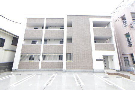 ウエストウイングV外観写真