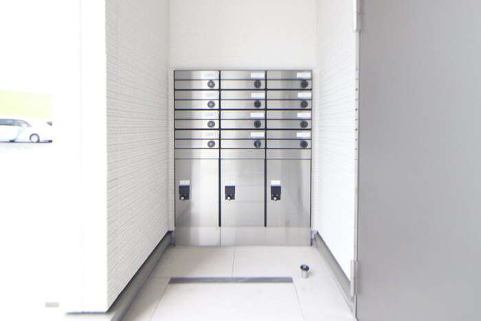 物件外観写真4　(建物設備)