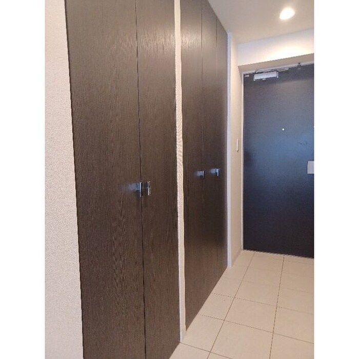 物件内観写真15　(靴箱)