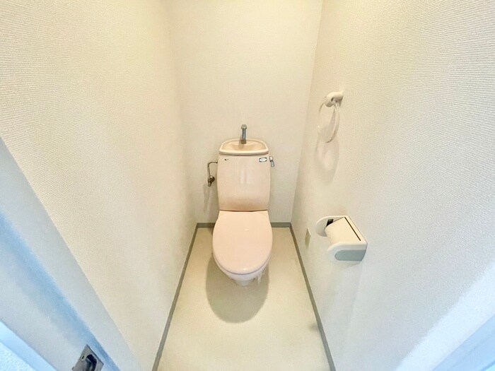 物件内観写真10　(トイレ)