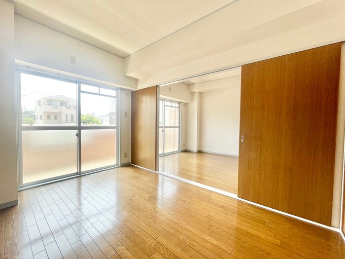 物件内観写真15　(居室)