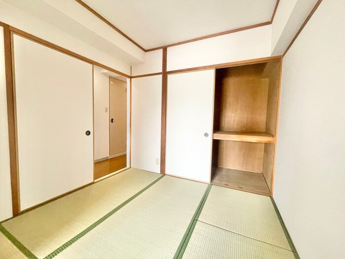 物件内観写真16　(居室)