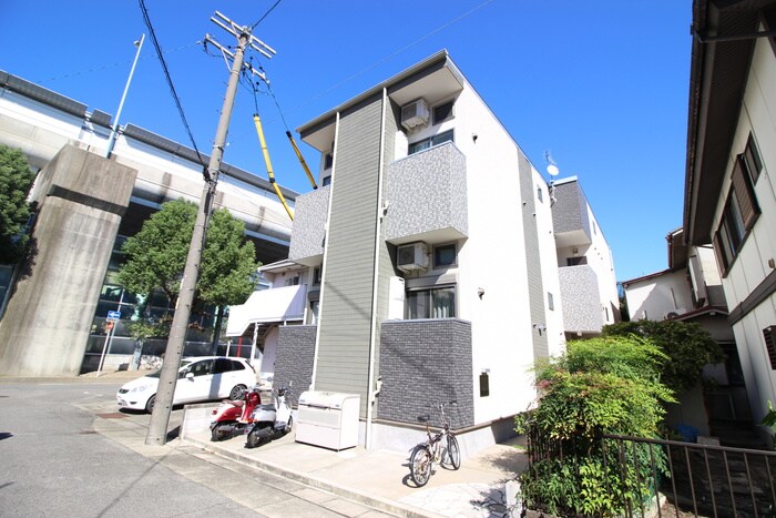 物件外観写真3　(外観写真)