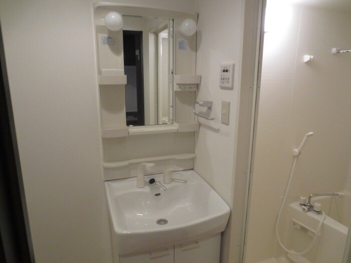 物件内観写真9　(洗面)