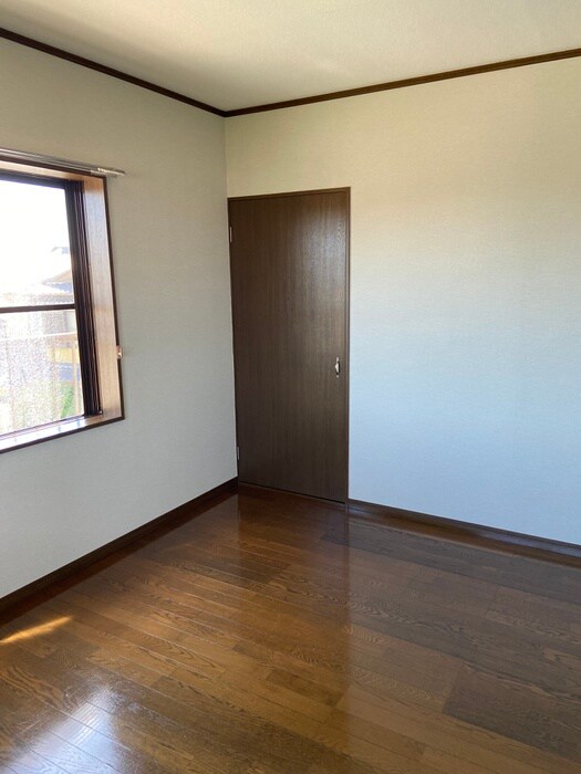 物件内観写真6　(居室)