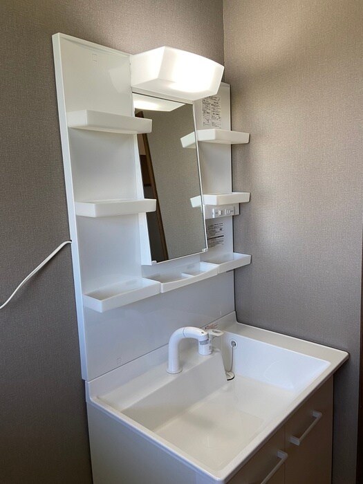 物件内観写真8　(洗面)