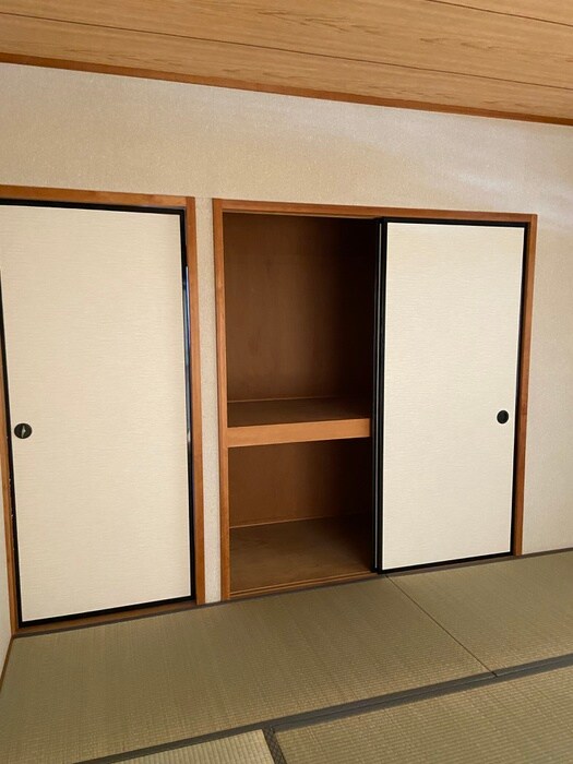 物件内観写真15　(収納)