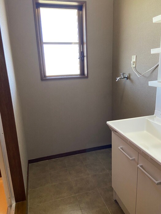 物件内観写真17　(内観写真)