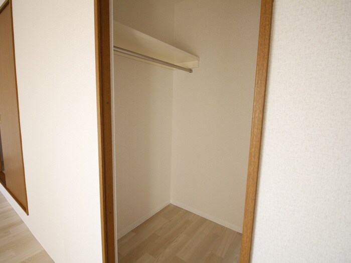 物件内観写真14　(収納)