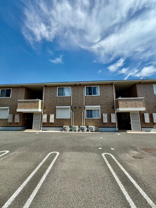 物件外観写真6　(外観写真)