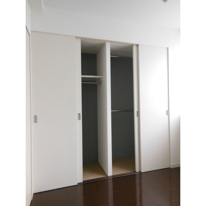 物件内観写真9　(収納)