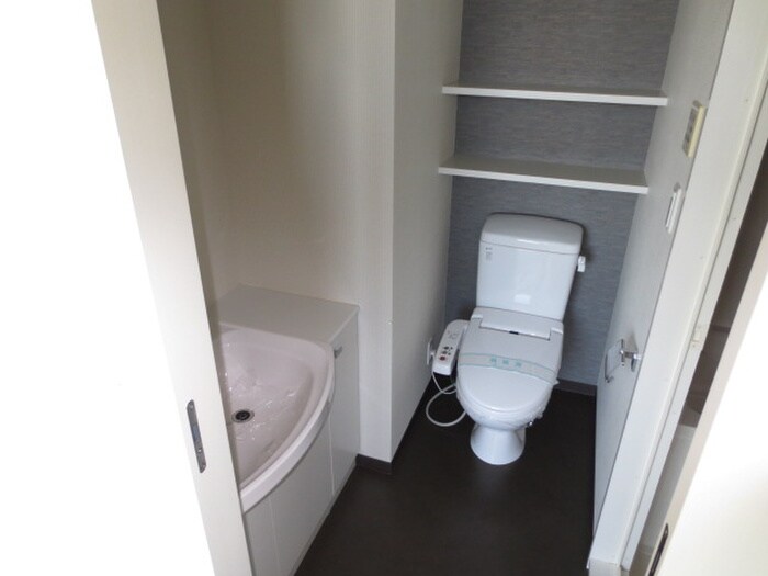 物件内観写真12　(トイレ)