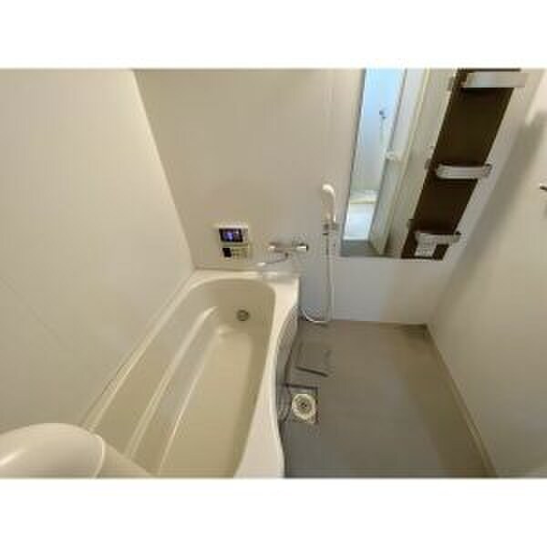 物件内観写真12　(バス／シャワールーム等)