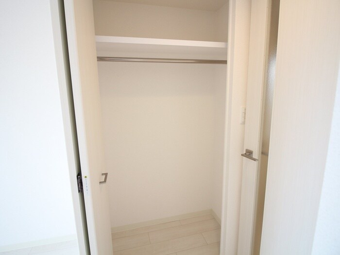 物件内観写真9　(収納)