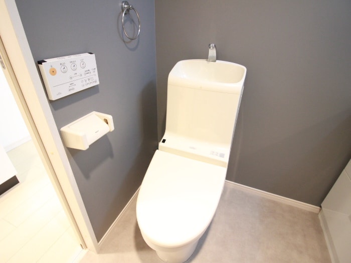 物件内観写真12　(トイレ)