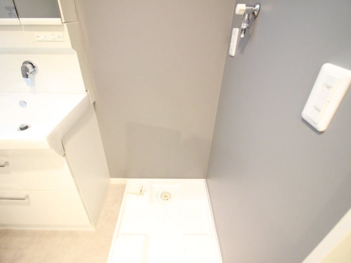 物件内観写真14　(洗濯機置場)