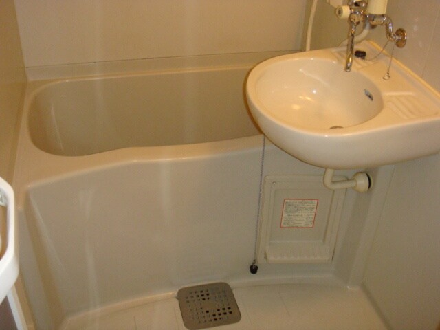 物件内観写真9　(バス／シャワールーム等)