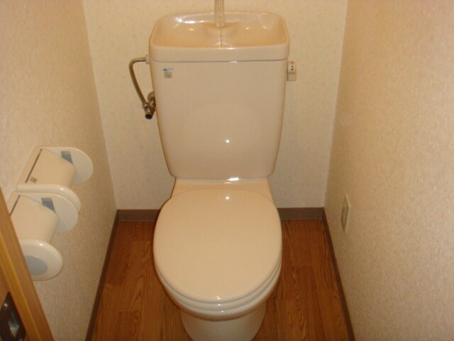 物件内観写真12　(トイレ)