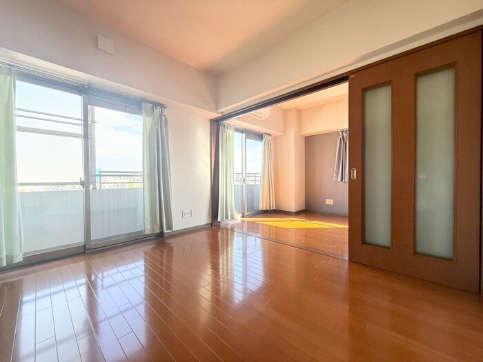 物件内観写真7　(居室)