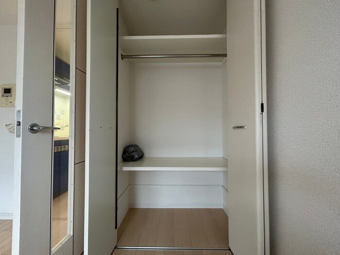 物件内観写真12　(収納)