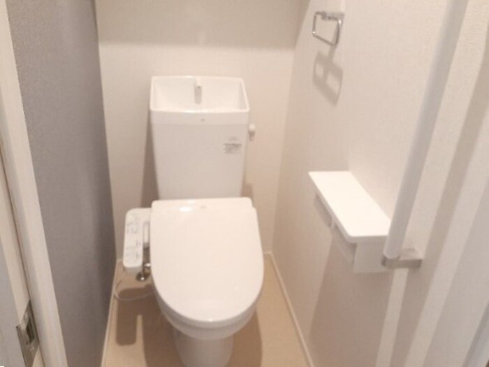 物件内観写真7　(トイレ)